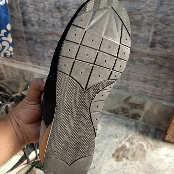 Paul Smith - Picture 8 of 15